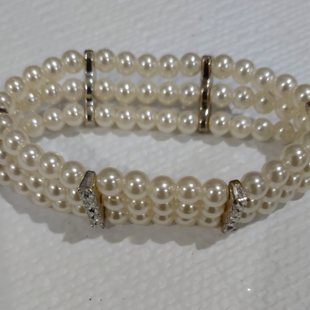 Stretching bracelet